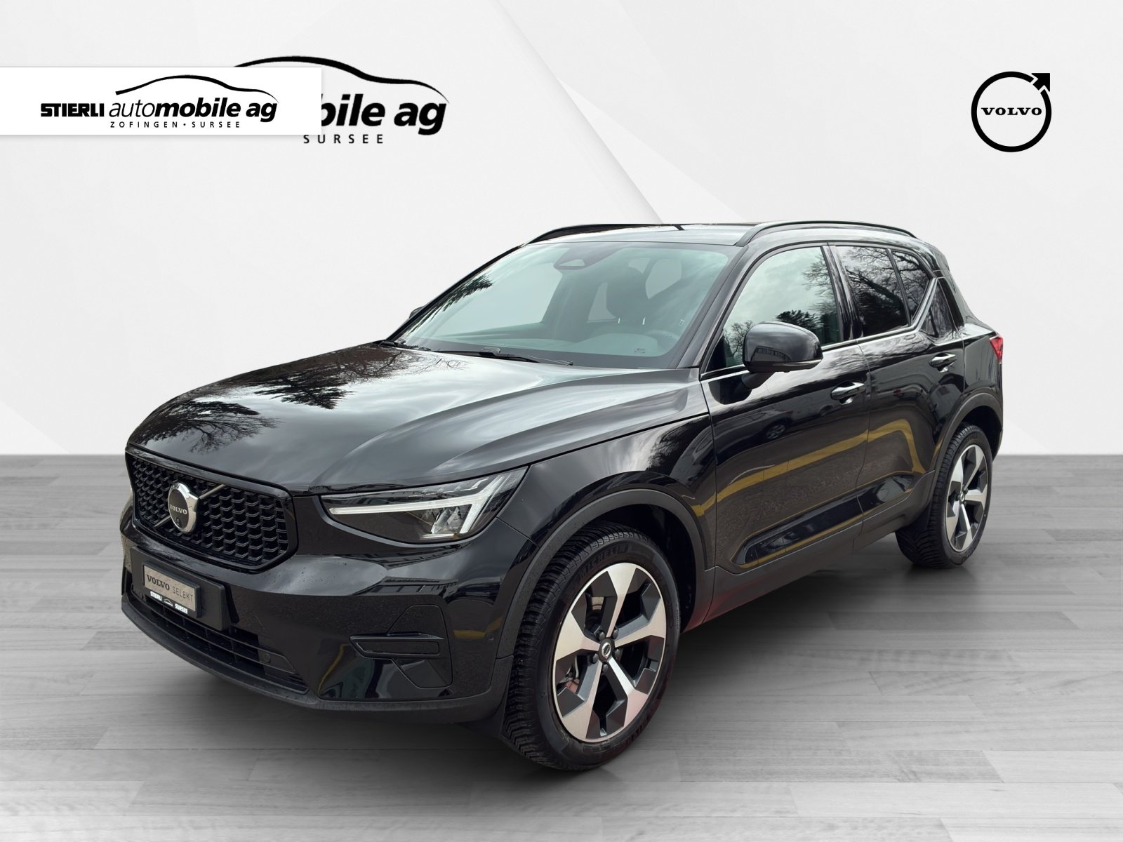 VOLVO XC40 2.0 B3 MH Plus Dark