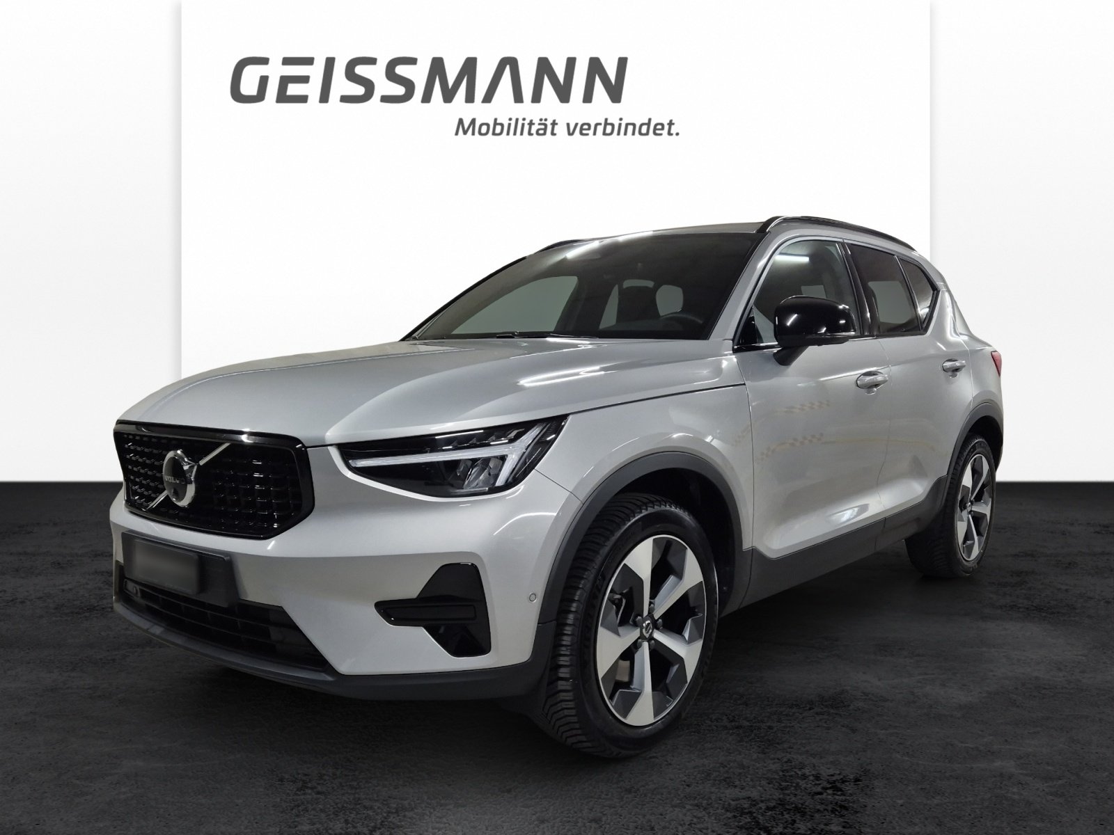 VOLVO XC40 2.0 B4 MH Plus Dark