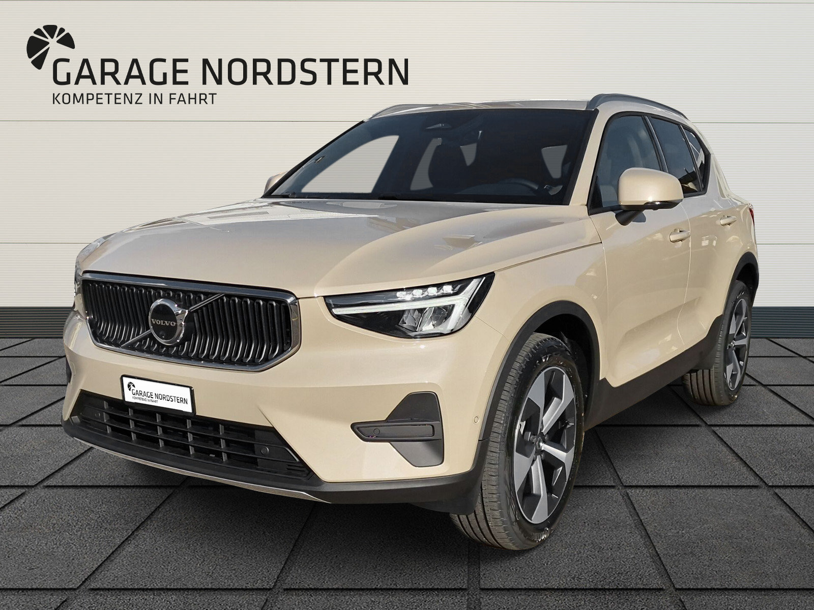 VOLVO XC40 2.0 B3 MH XCITE