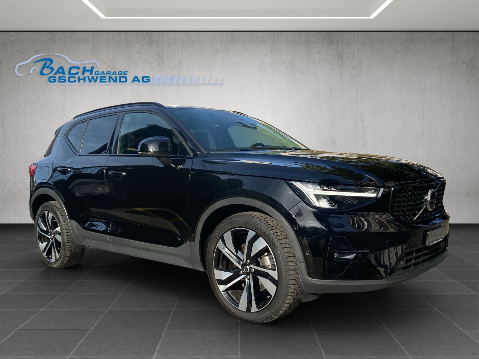 VOLVO XC40 B4 Benzin Mild Hybrid AWD Ultim. Dark DCT, Hybride Leggero Benzina/Elettrica, Occasioni / Usate, Automatico - 2
