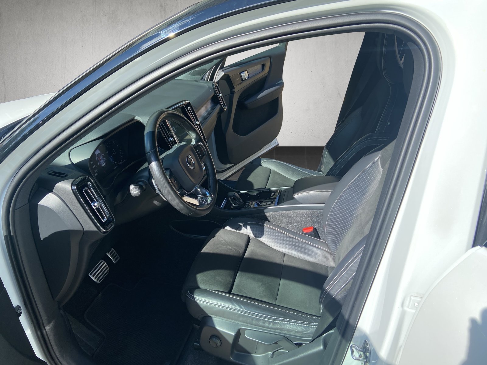 VOLVO XC40 T4 AWD R-Design Geartronic, Benzina, Occasioni / Usate, Automatico - 7
