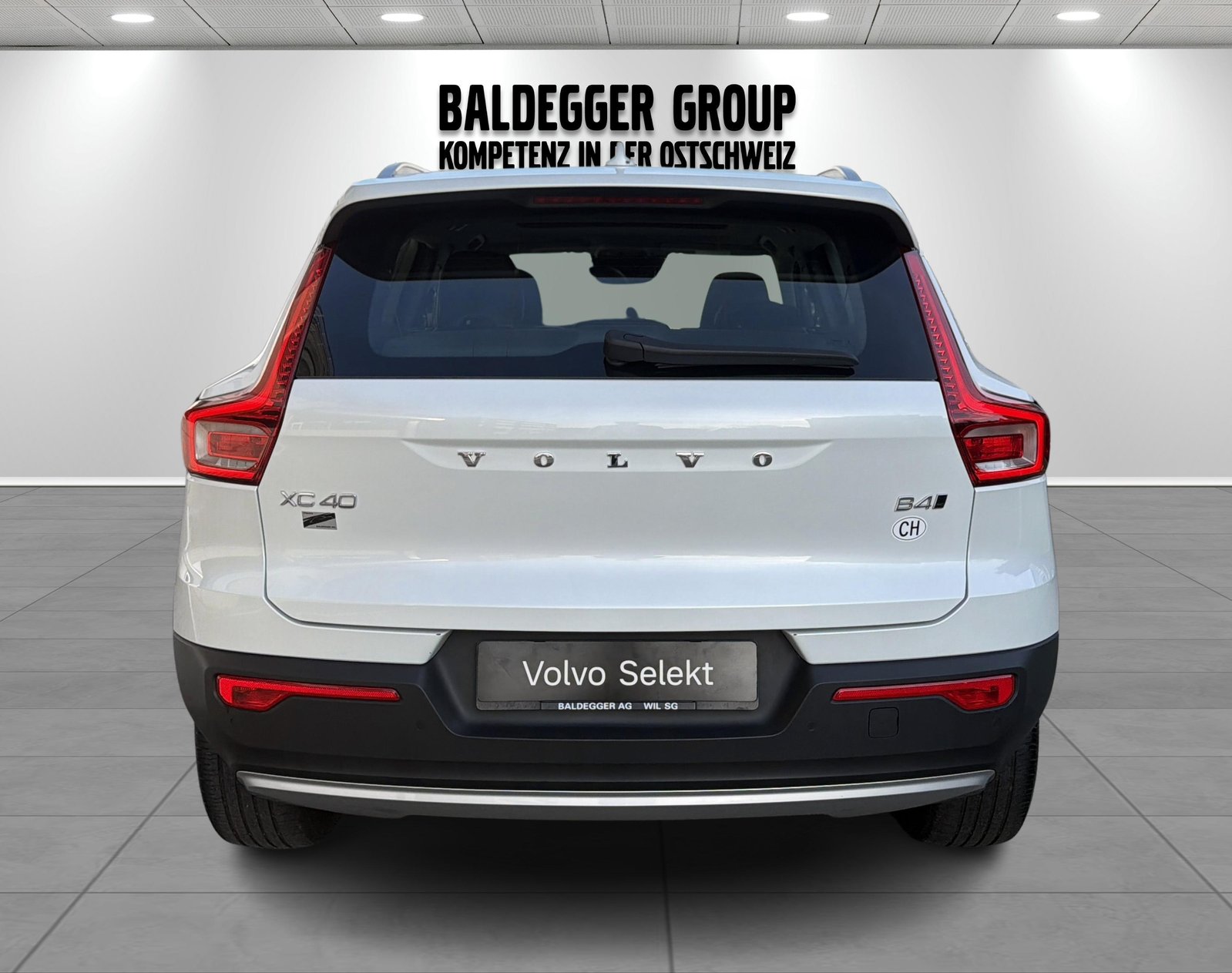 VOLVO XC40 B4 B AWD Inscription, Full-Hybrid Petrol/Electric, Second hand / Used, Automatic - 5