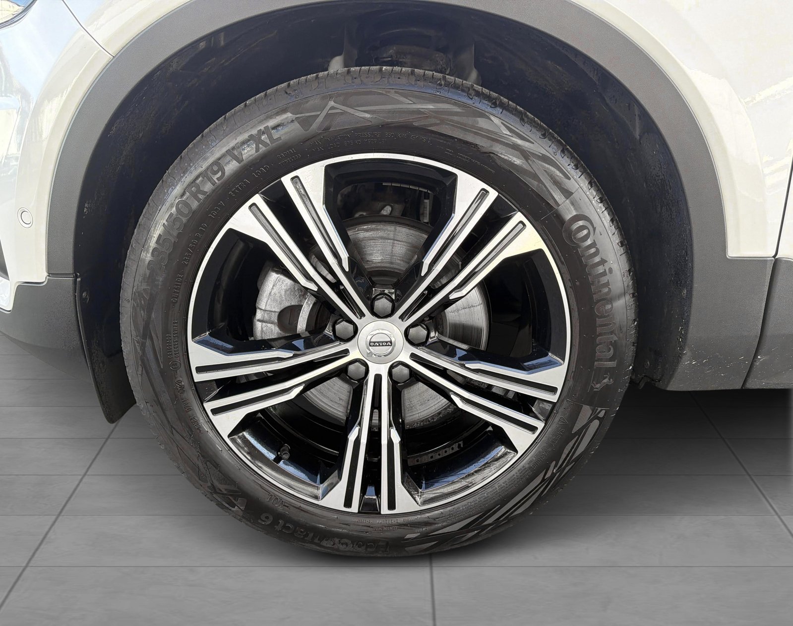 VOLVO XC40 B4 B AWD Inscription, Full-Hybrid Petrol/Electric, Second hand / Used, Automatic - 7