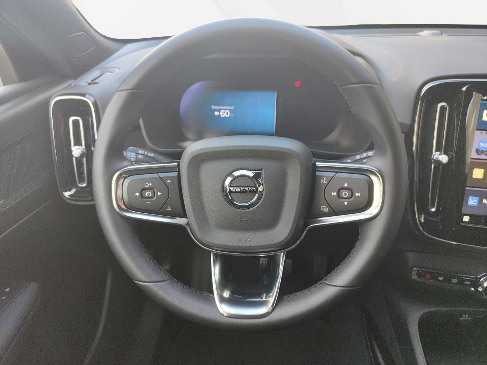 VOLVO XC40 E80 Twin Plus AWD, Elektro, Occasion / Gebraucht, Automatik - 7
