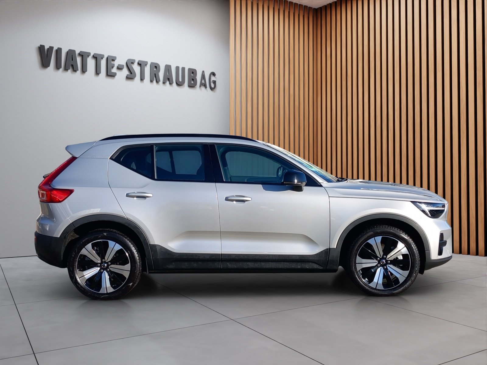VOLVO XC40 P6 Plus, Elektro, Occasion / Gebraucht, Automatik - 6