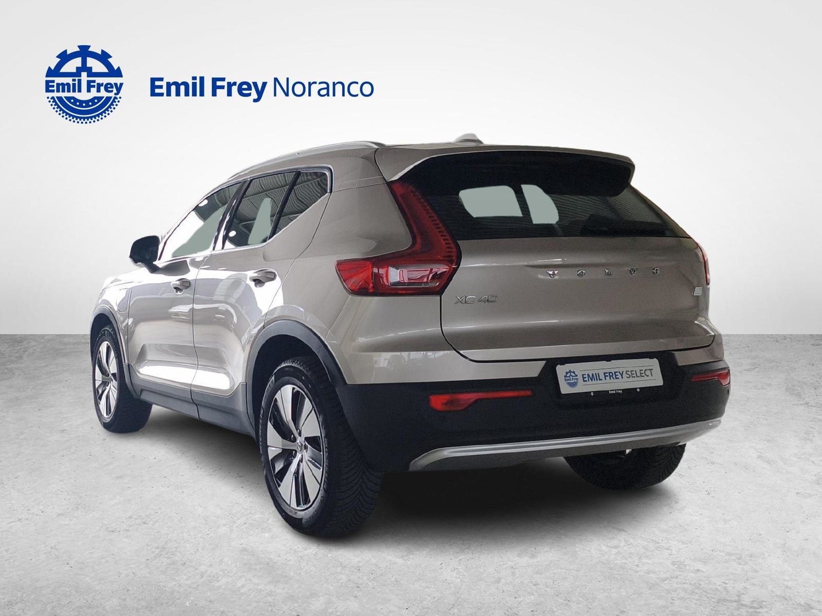 VOLVO XC40 1.5 T5 PiH Plus Bright, Plug-in-Hybrid Benzina/Elettrica, Occasioni / Usate, Automatico - 3