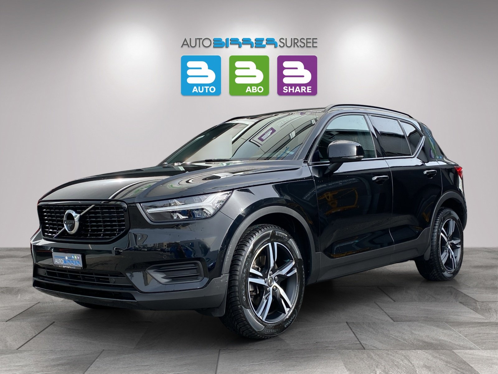 VOLVO XC40 2.0 D4 R-Design AWD