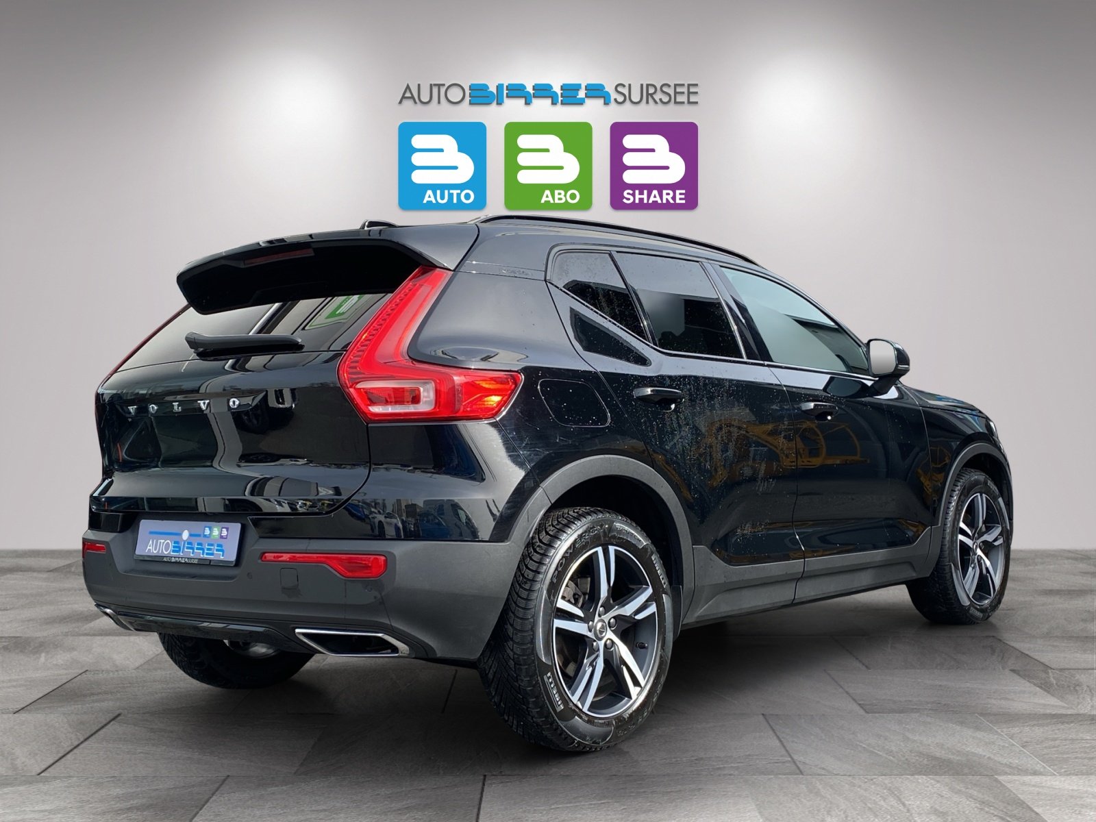 VOLVO XC40 2.0 D4 R-Design AWD, Diesel, Second hand / Used, Automatic - 5