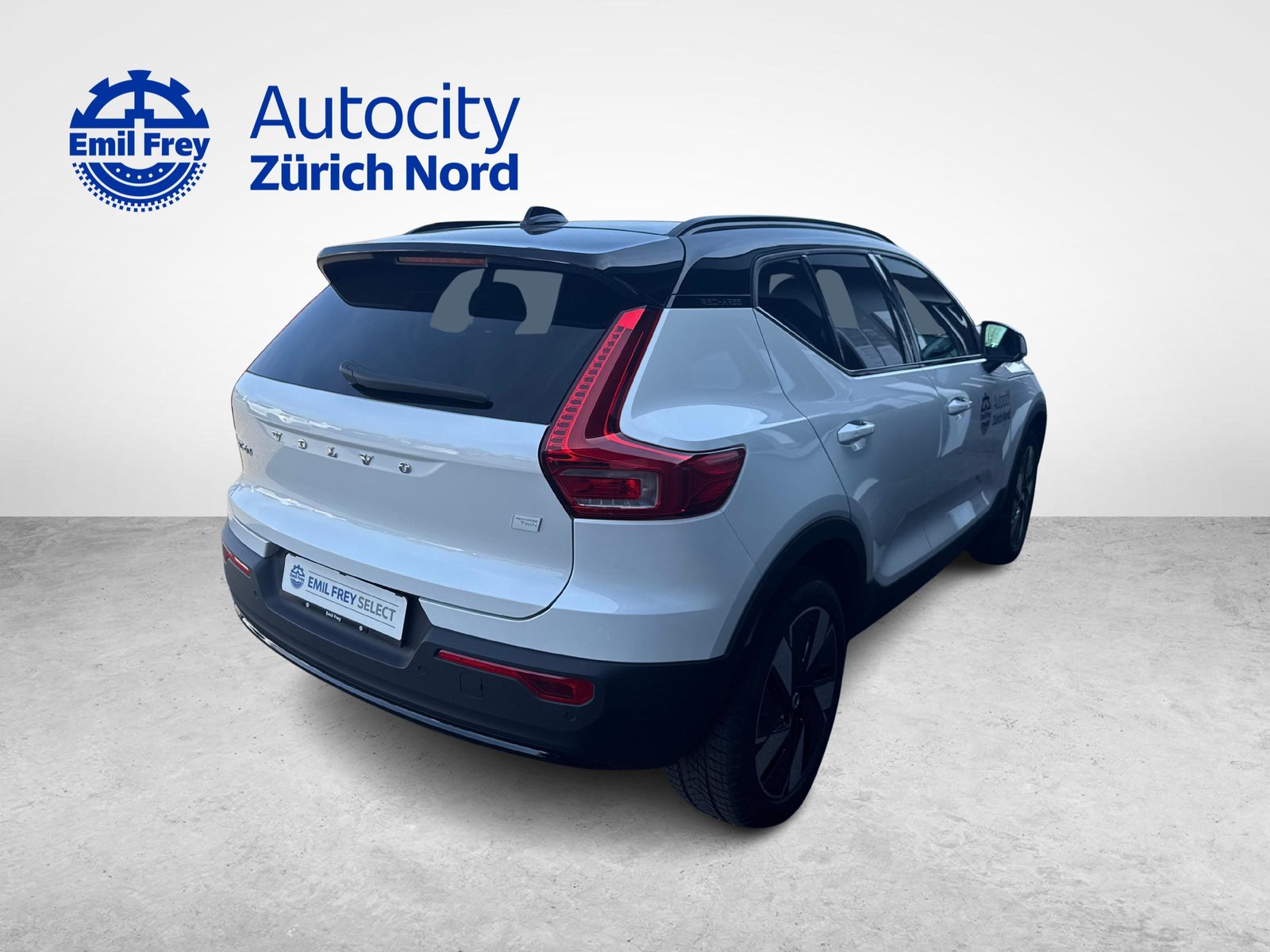 VOLVO XC40 E80 Twin Ultimate AWD, Elektro, Occasion / Gebraucht, Automatik - 2
