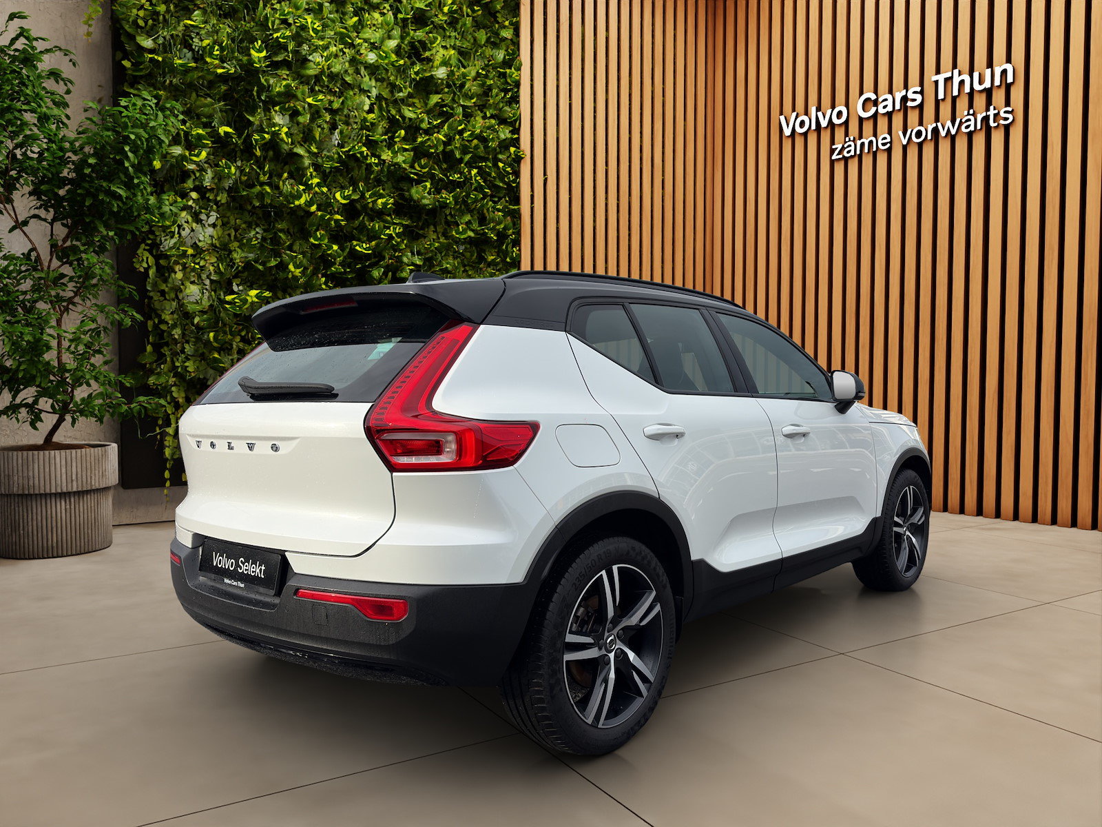 VOLVO XC40 1.5 T5 TE R-Design, Plug-in-Hybrid Benzina/Elettrica, Occasioni / Usate, Automatico - 3