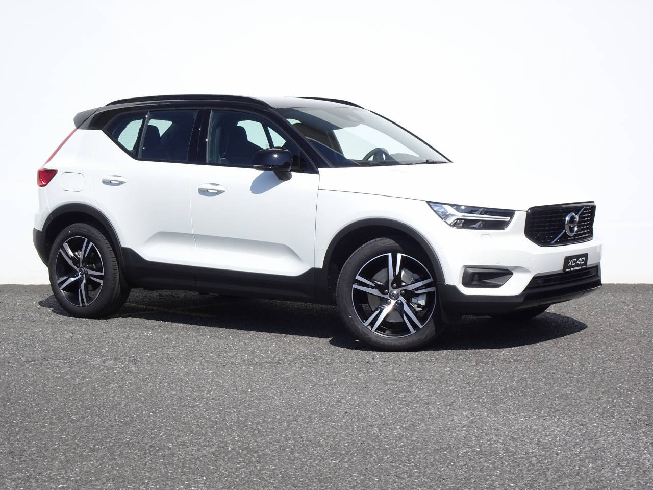 VOLVO XC40 1.5 T4 PiH R-Design