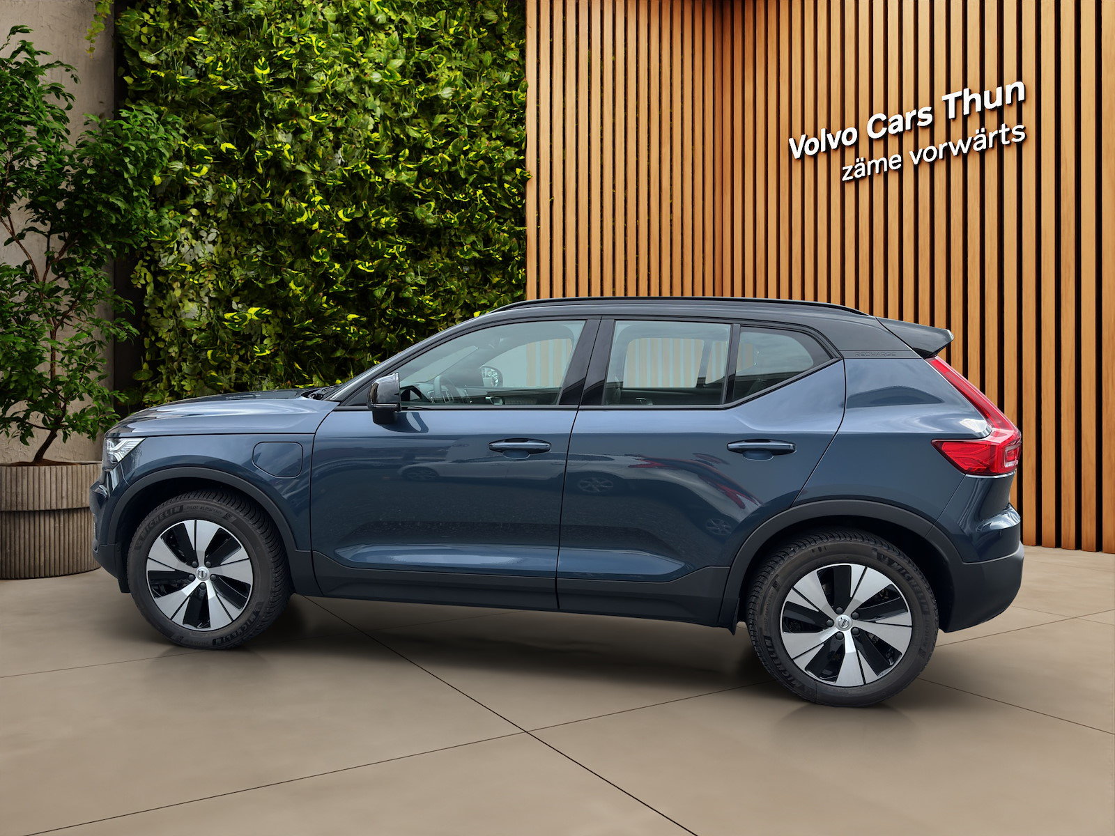 VOLVO XC40 1.5 T4 PiH R-Design, Plug-in-Hybrid Benzin/Elektro, Occasion / Gebraucht, Automatik - 5