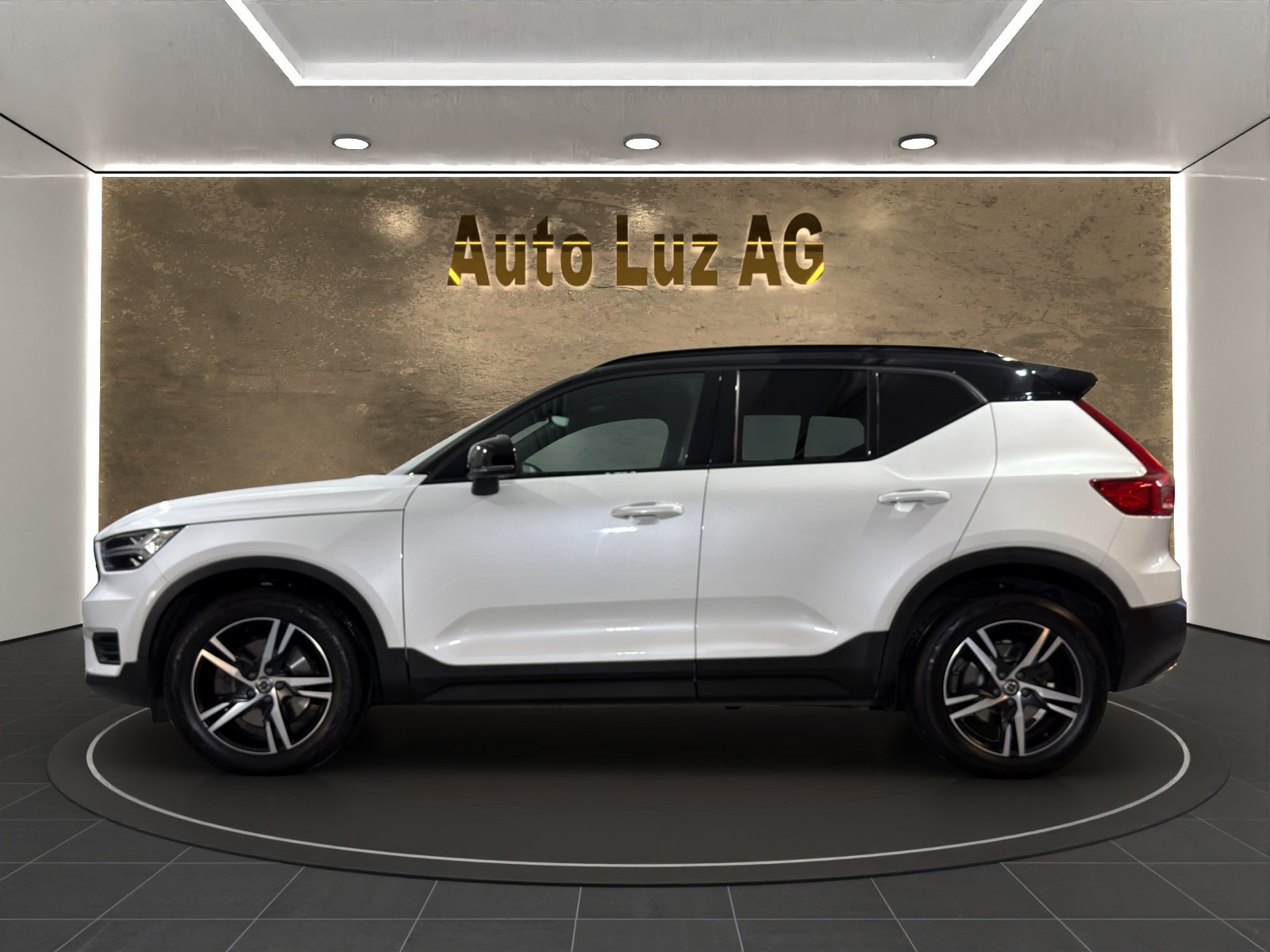 VOLVO XC40 T5 AWD R-Design Geartronic, Essence, Occasion / Utilisé, Automatique - 6