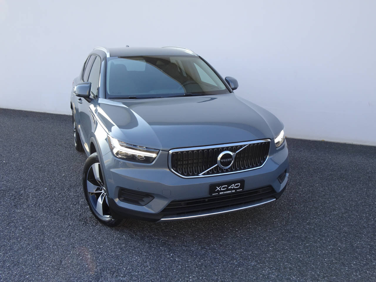 VOLVO XC40 1.5 T2 Xcite, Essence, Occasion / Utilisé, Automatique - 2