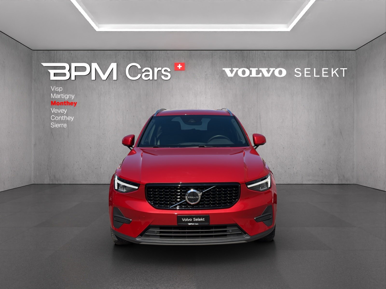 VOLVO XC40 T2 XCITE Geartronic, Benzina, Occasioni / Usate, Automatico - 2
