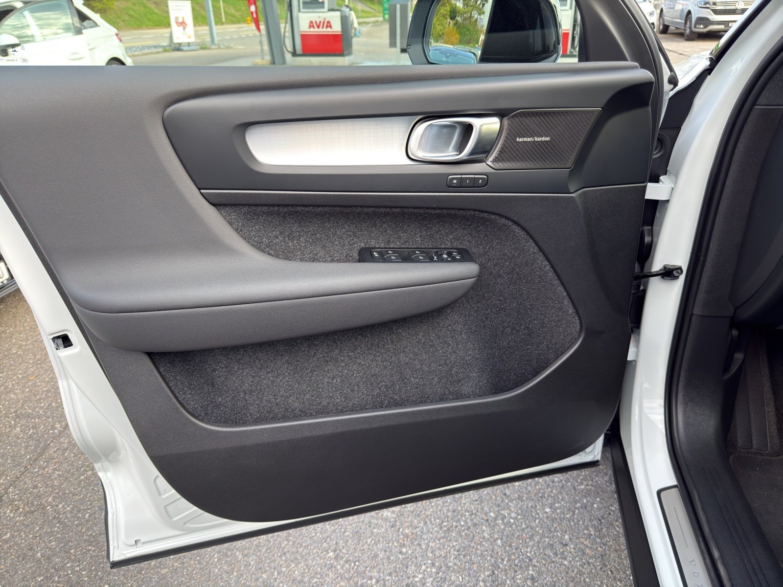 VOLVO XC40 2.0 B4 MH Black Edition, Hybride Leggero Benzina/Elettrica, Occasioni / Usate, Automatico - 7