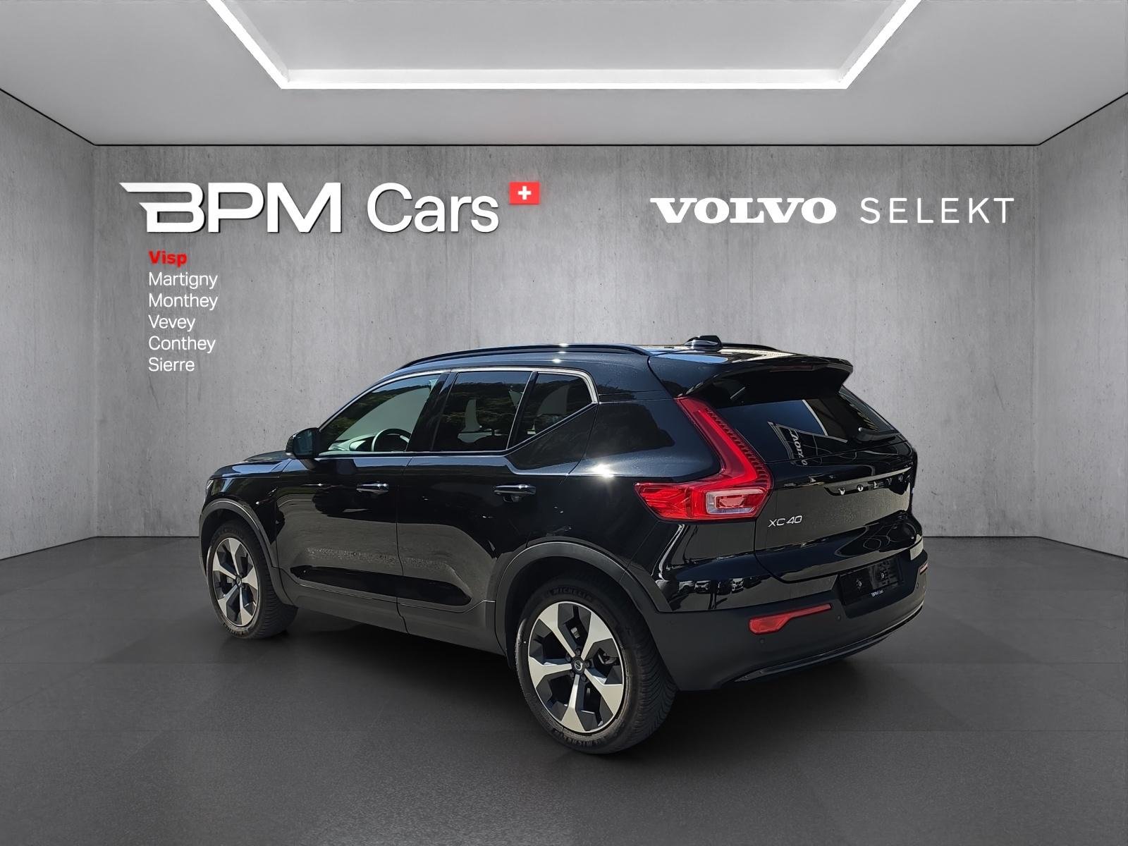 VOLVO XC40 B4 Benzin Mild Hybrid Plus Dark DCT, Hybride Leggero Benzina/Elettrica, Occasioni / Usate, Automatico - 3