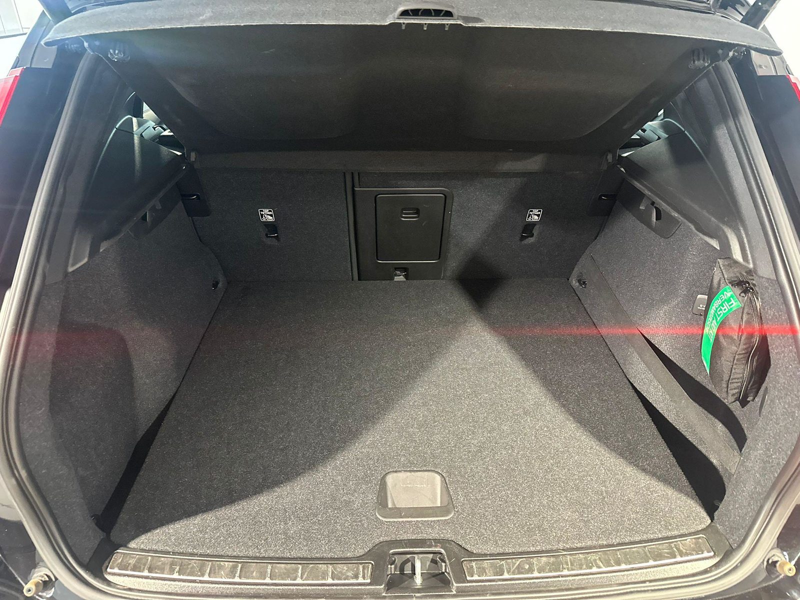 VOLVO XC40 1.5 T5 TE R-Design, Plug-in-Hybrid Benzina/Elettrica, Occasioni / Usate, Automatico - 5