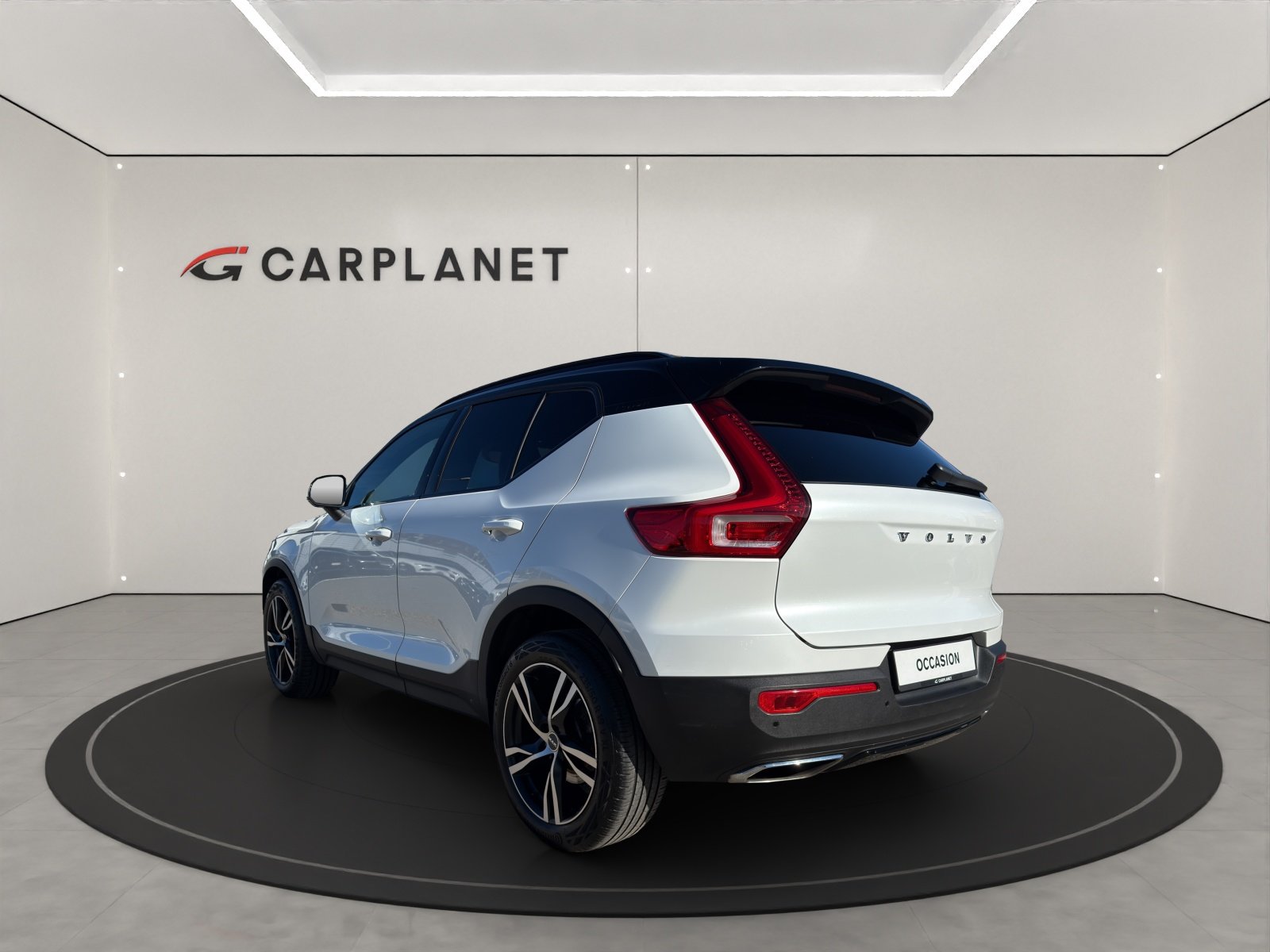 VOLVO XC40 2.0 T5 R-Design AWD, Benzin, Occasion / Gebraucht, Automatik - 4