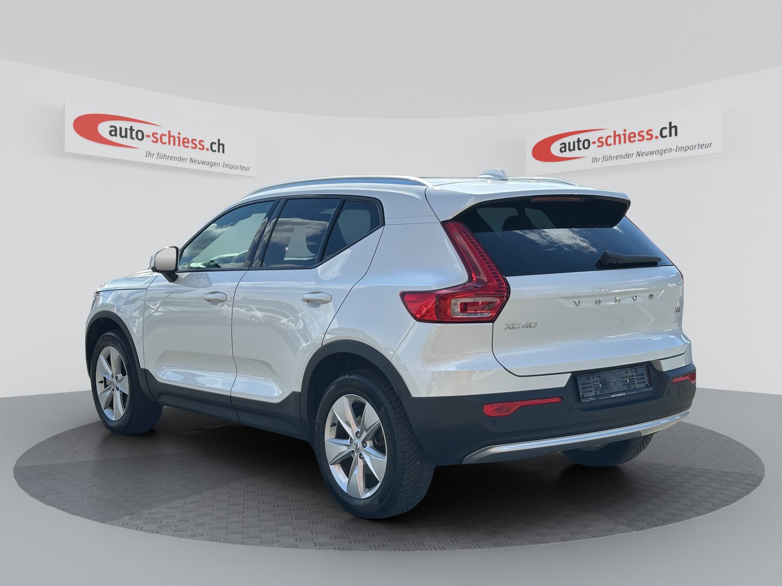 VOLVO XC40 B3 Benzin Mild Hybrid Core DCT, Hybride Leggero Benzina/Elettrica, Occasioni / Usate, Automatico - 3