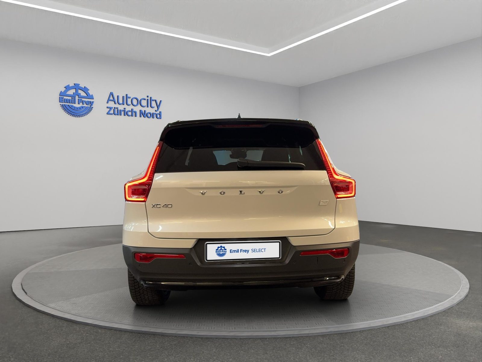 VOLVO XC40 E80 Twin Ultimate AWD, Elektro, Occasion / Gebraucht, Automatik - 6