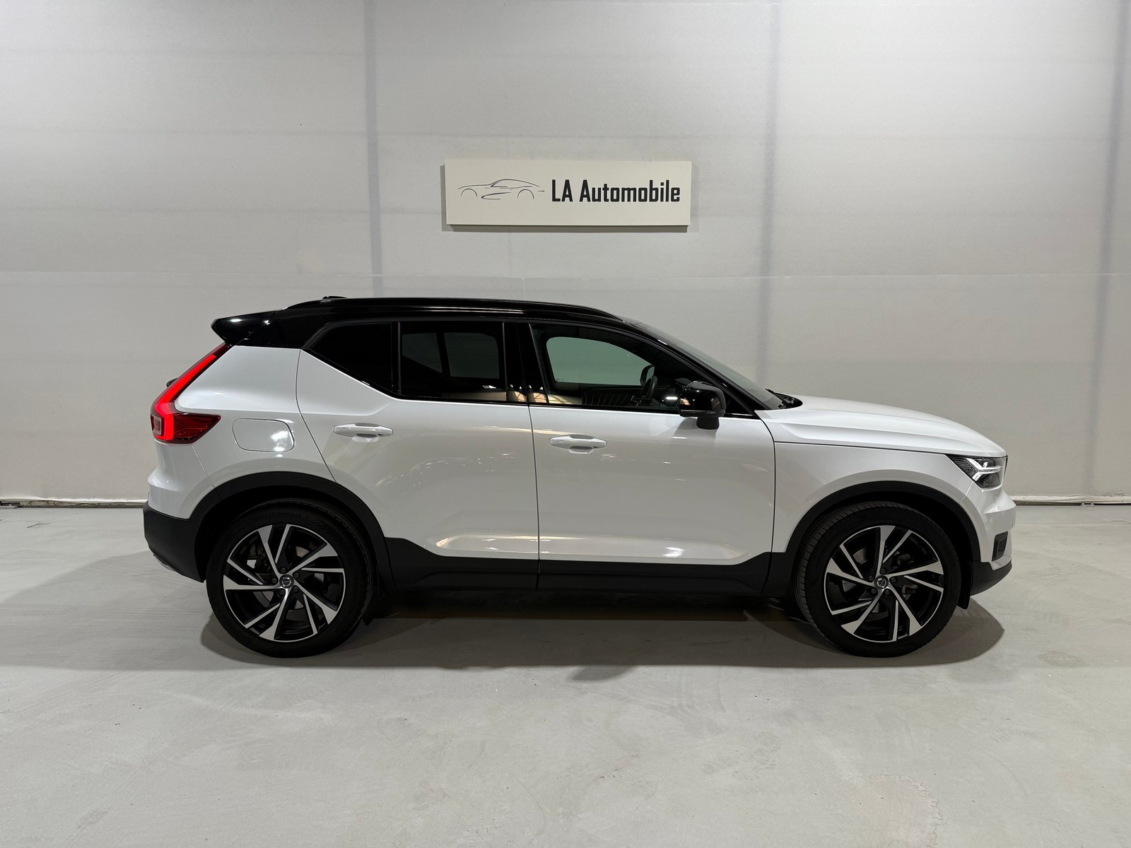 VOLVO XC40 T4 R-Design Geartronic, Benzina, Occasioni / Usate, Automatico - 7