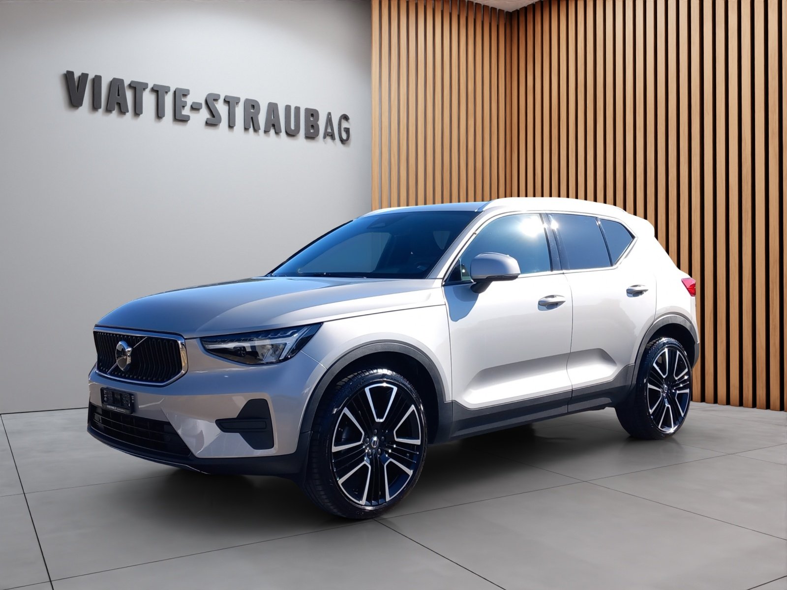 VOLVO XC40 2.0 B3 MH Core
