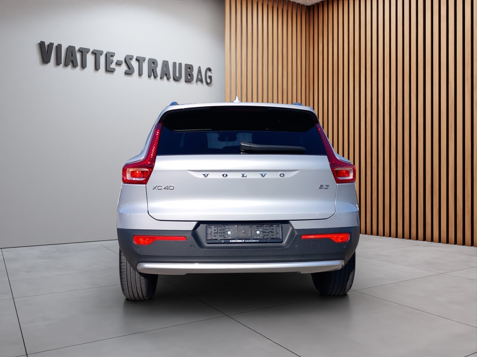 VOLVO XC40 2.0 B3 MH Core, Hybride Leggero Benzina/Elettrica, Occasioni / Usate, Automatico - 4
