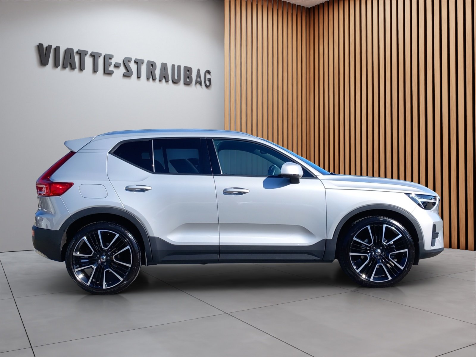 VOLVO XC40 2.0 B3 MH Core, Hybride Leggero Benzina/Elettrica, Occasioni / Usate, Automatico - 6