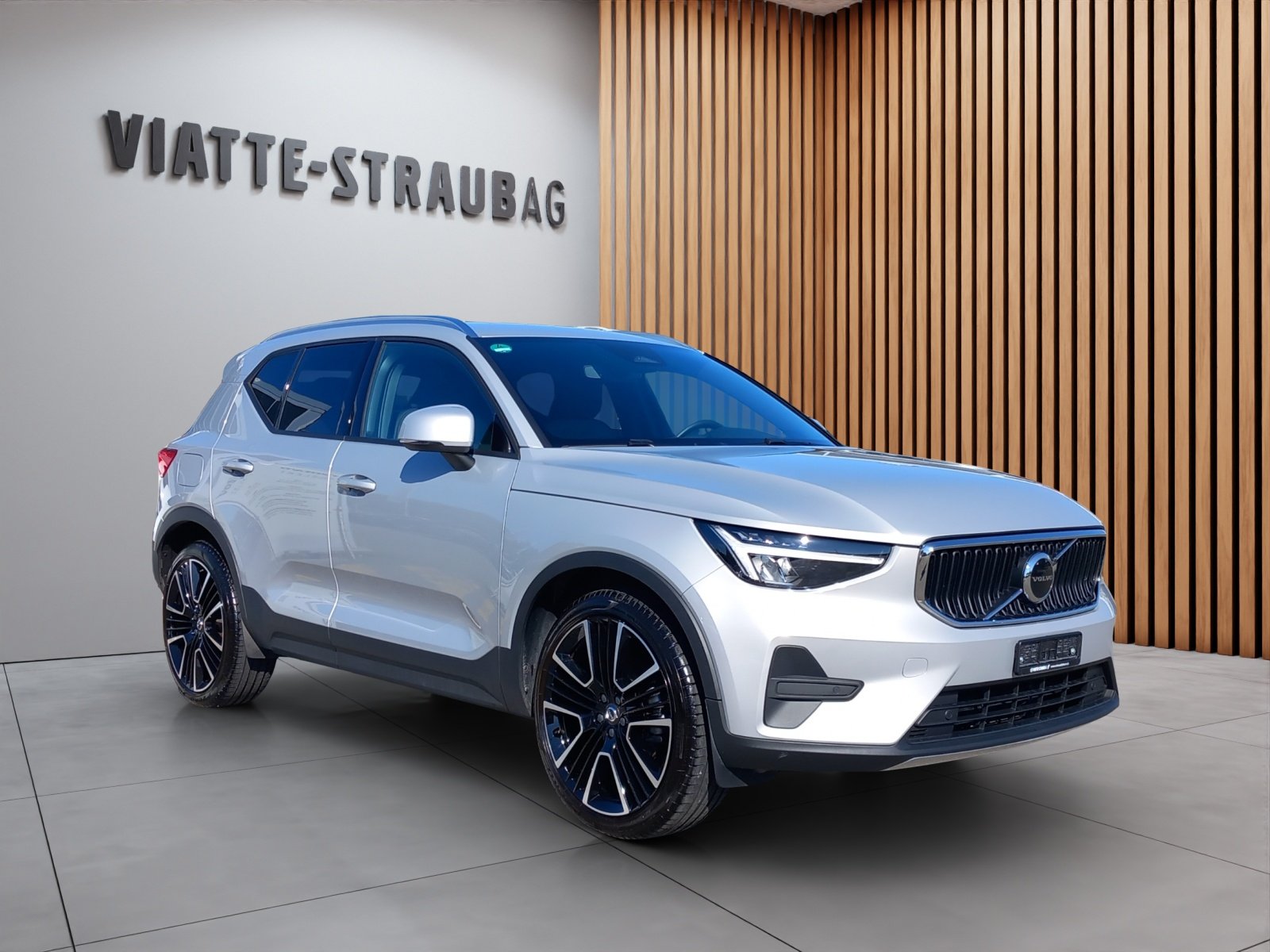 VOLVO XC40 2.0 B3 MH Core, Hybride Leggero Benzina/Elettrica, Occasioni / Usate, Automatico - 7