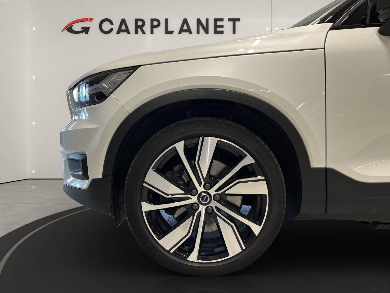 VOLVO XC40 P8 Twin R-Design AWD, Electric, Second hand / Used, Automatic - 6