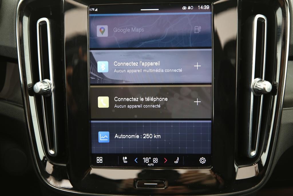 VOLVO XC40 P8 Twin Ultimate AWD, Électrique, Occasion / Utilisé, Automatique - 3