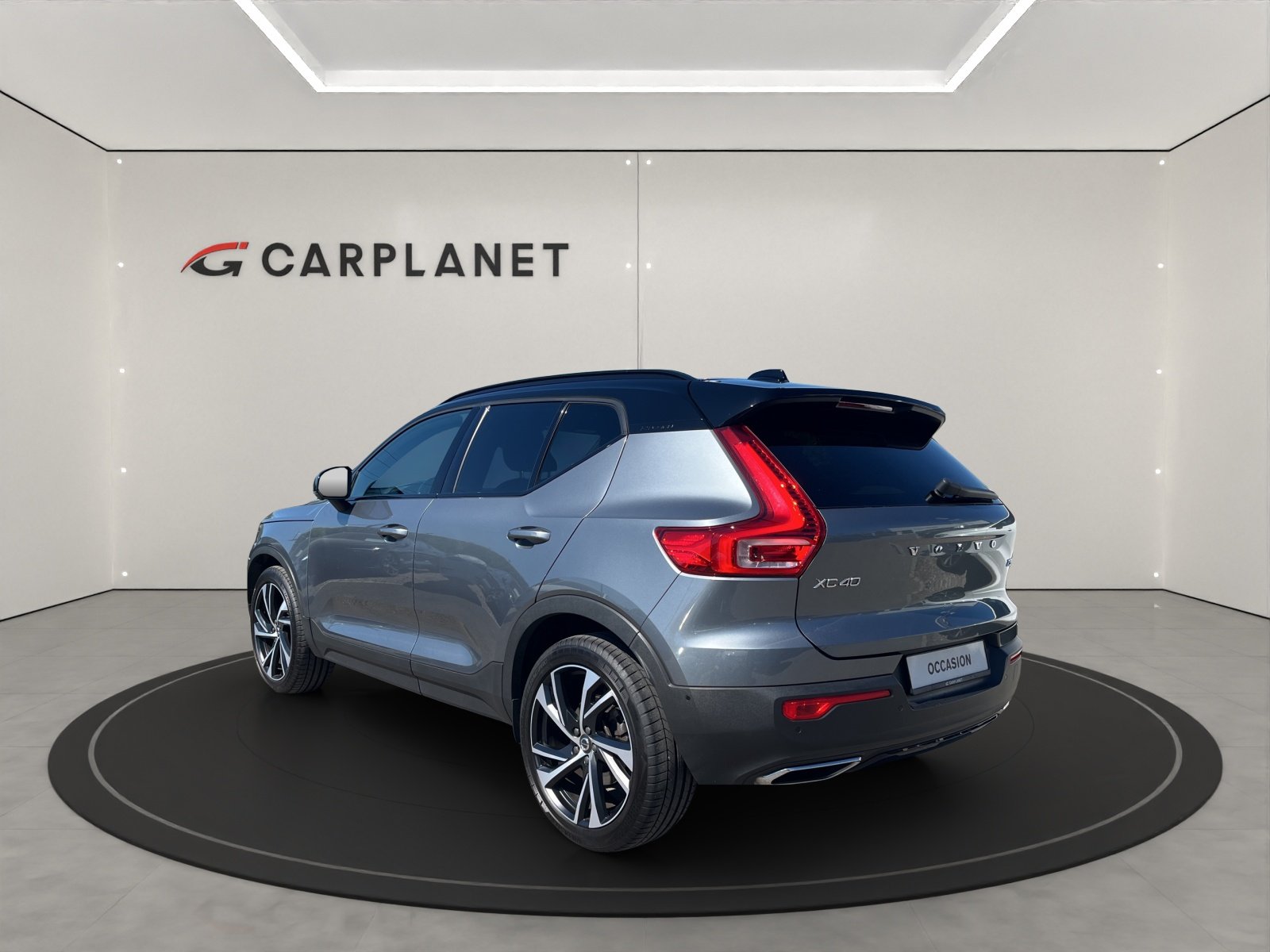 VOLVO XC40 2.0 T5 R-Design AWD, Benzin, Occasion / Gebraucht, Automatik - 3