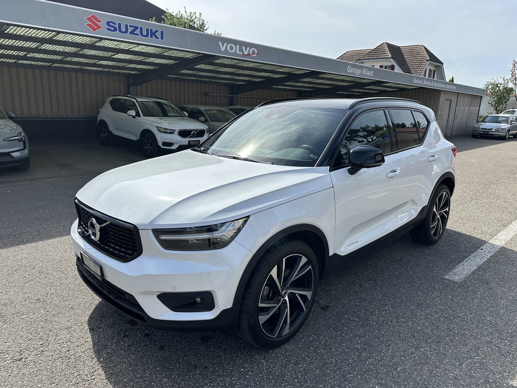 VOLVO XC40 2.0 T5 R-Design AWD