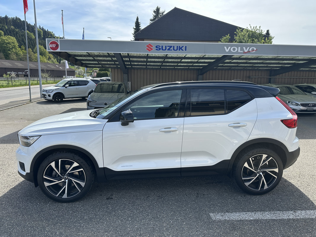 VOLVO XC40 2.0 T5 R-Design AWD, Petrol, Second hand / Used, Automatic - 3