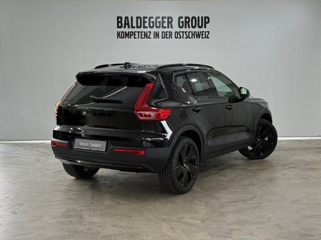 VOLVO XC40 2.0 B4 MH Black Edition, Full-Hybrid Petrol/Electric, Second hand / Used, Automatic - 3