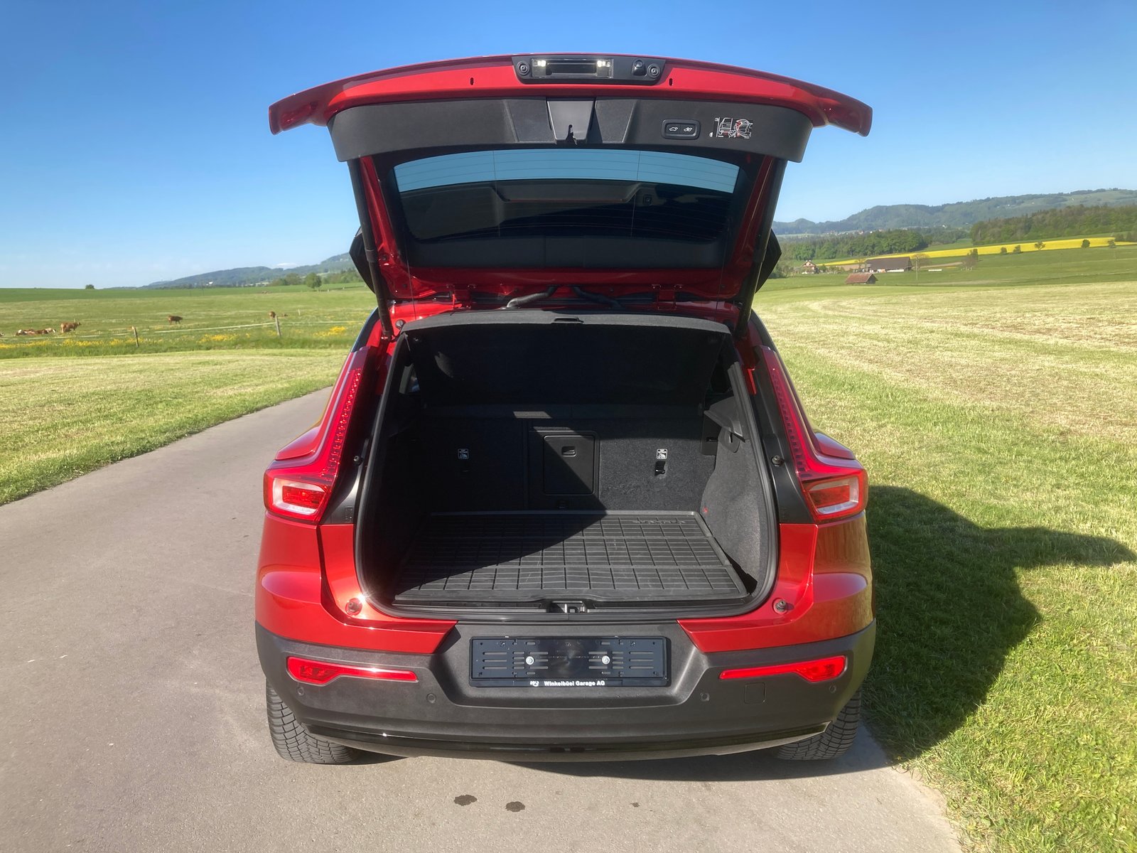 VOLVO XC40 Recharge P8 Twin AWD Pure Electric Pro, Électrique, Occasion / Utilisé, Automatique - 6