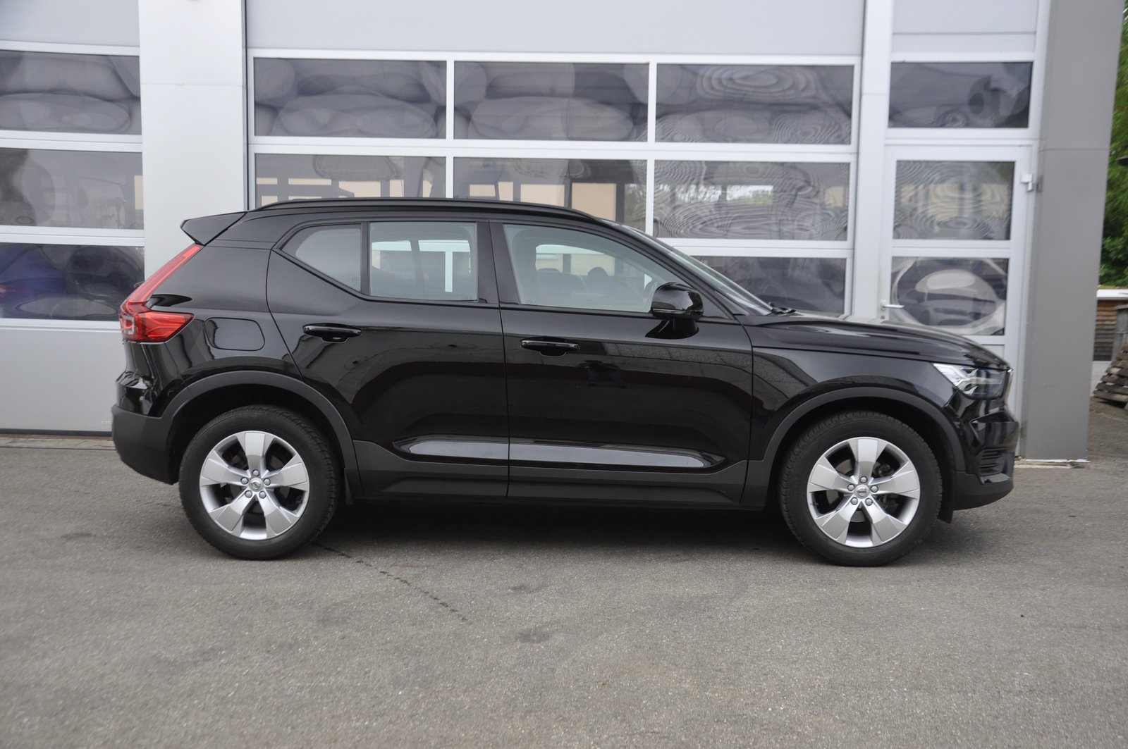 VOLVO XC40 T3 Geartronic, Benzina, Occasioni / Usate, Automatico - 2