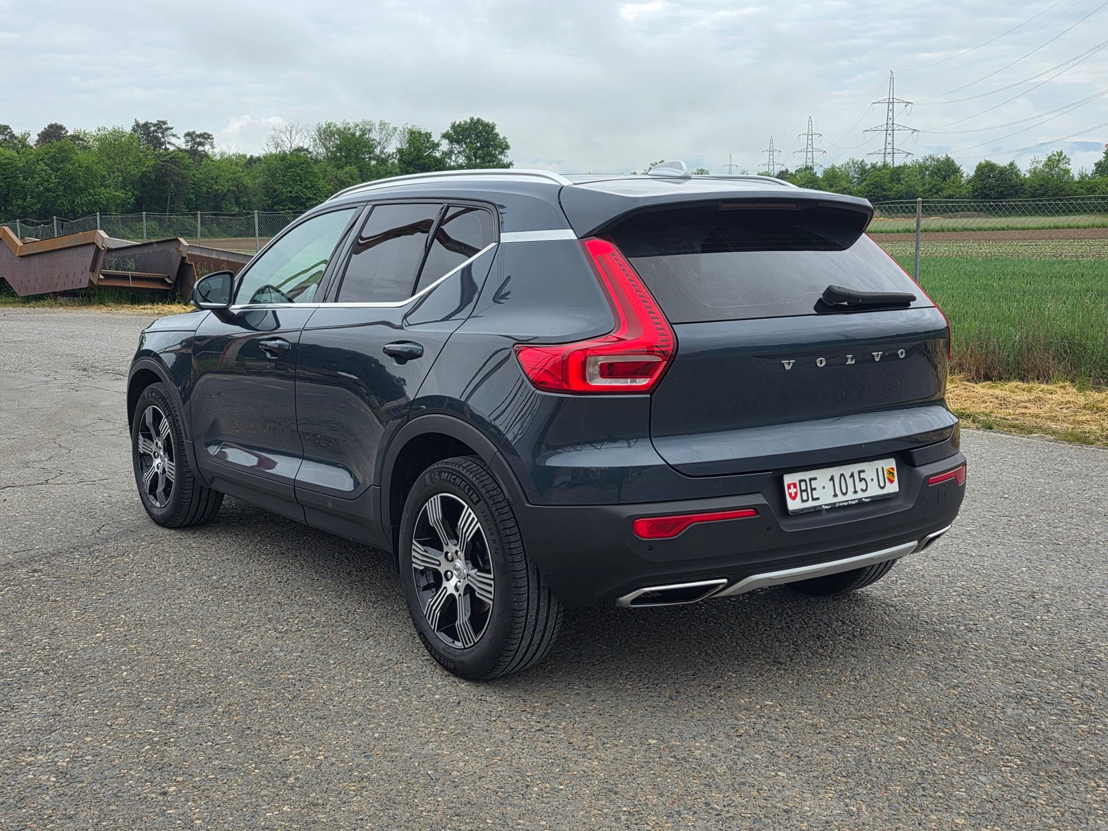 VOLVO XC40 T4 AWD Inscription Geartronic / Neu ab Mfk, Benzin, Occasion / Gebraucht, Automatik - 2