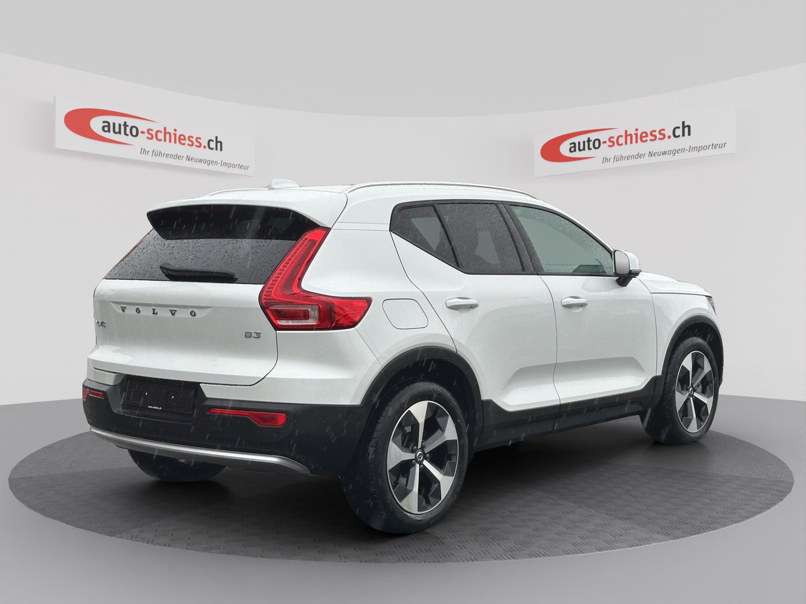 VOLVO XC40 B3 Core DCT, Mild-Hybrid Petrol/Electric, Second hand / Used, Automatic - 5