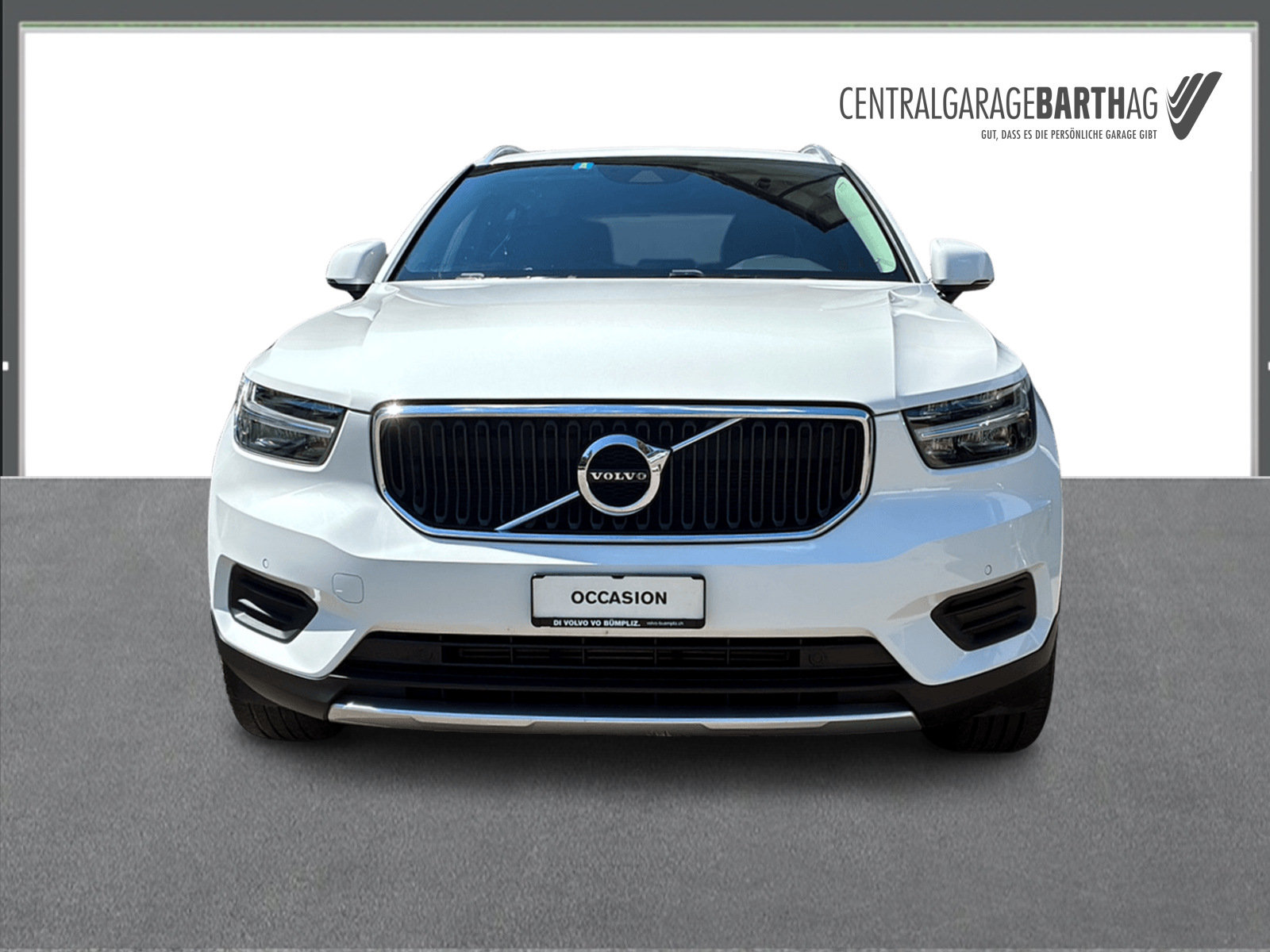 VOLVO XC40 2.0 T4 Momentum AWD, Benzina, Occasioni / Usate, Automatico - 2