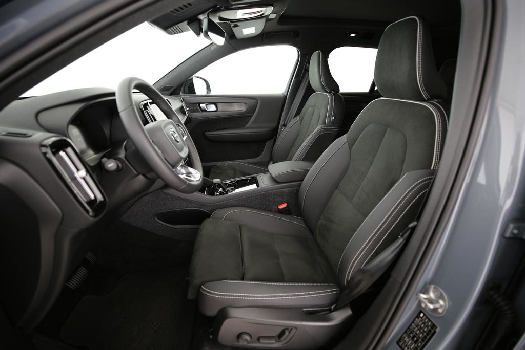 VOLVO XC40 P6 Ultimate, Elettrica, Occasioni / Usate, Automatico - 4