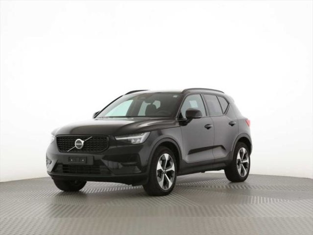 VOLVO XC40 B4 Benzin Mild Hybrid Plus Dark DCT