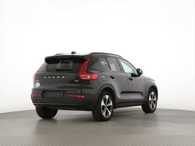 VOLVO XC40 B4 Benzin Mild Hybrid Plus Dark DCT, Hybride Leggero Benzina/Elettrica, Occasioni / Usate, Automatico - 2