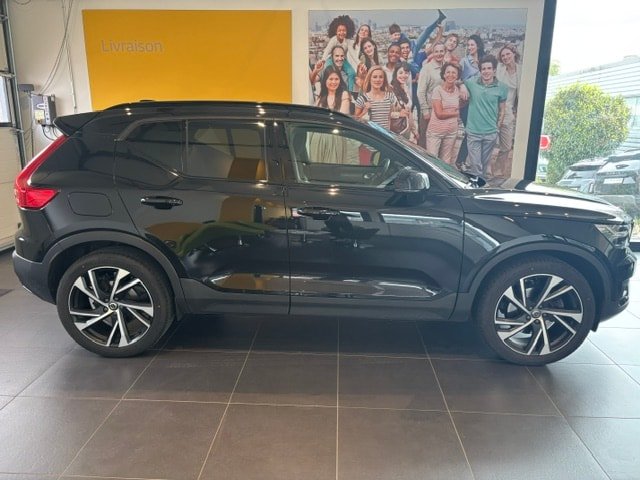 VOLVO XC40 T4 AWD R-Design Geartronic, Essence, Occasion / Utilisé, Automatique - 2