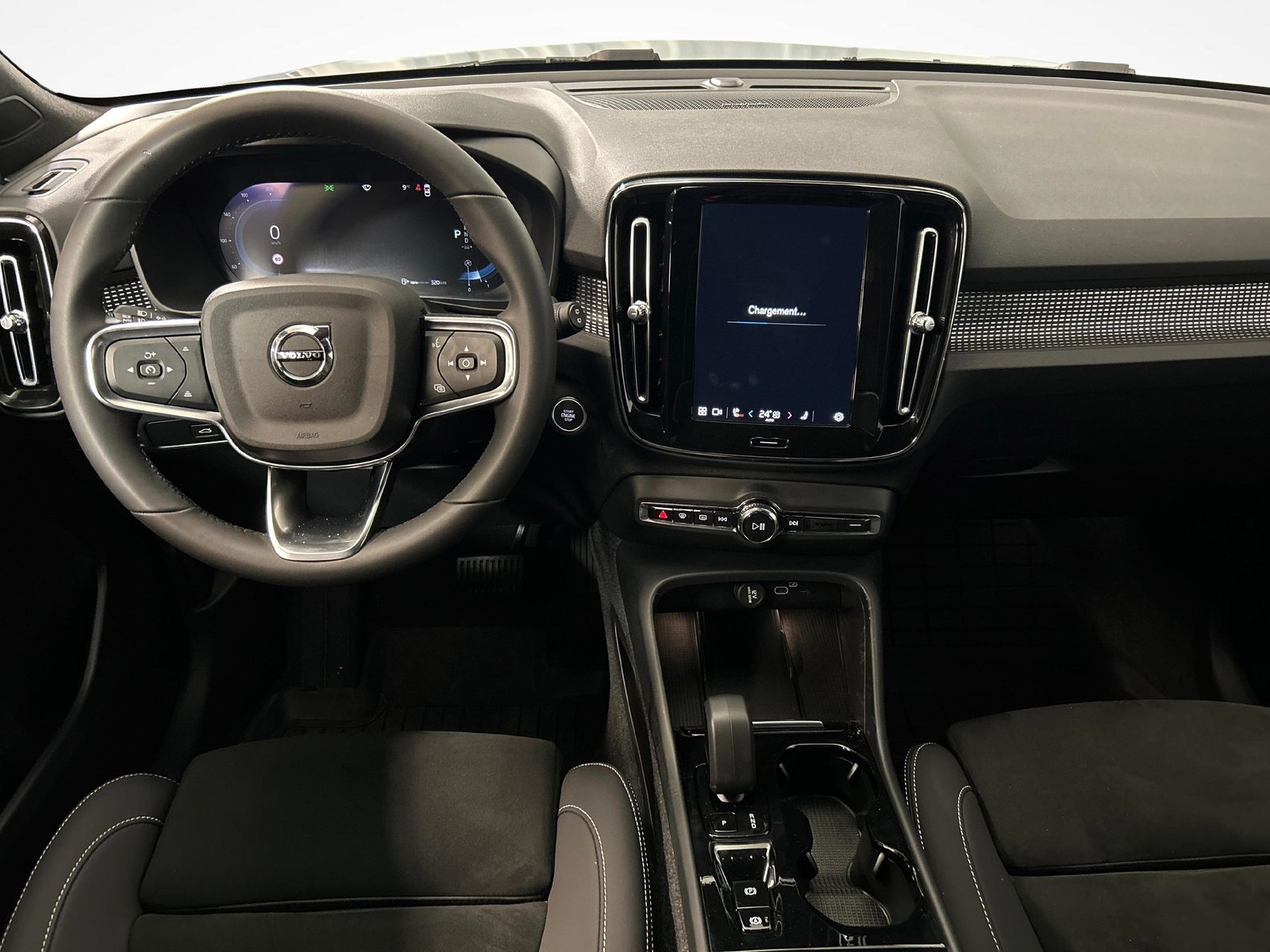 VOLVO XC40 2.0 B3 MH Plus Dark, Mild-Hybrid Benzin/Elektro, Occasion / Gebraucht, Automatik - 7