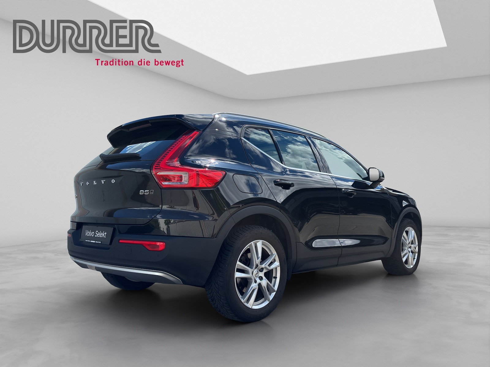 VOLVO XC40 2.0 B5 MH Inscription AWD, Hybride Léger Essence/Électricité, Occasion / Utilisé, Automatique - 4