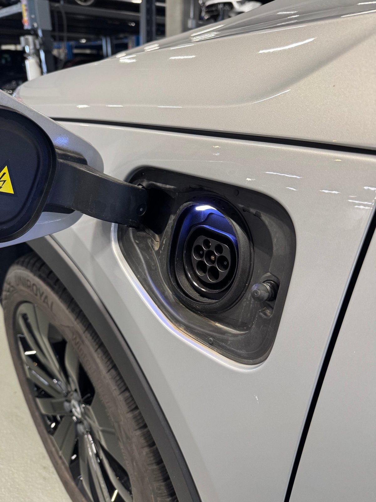 VOLVO XC40 T4 PHEV Ultimate Dark DCT, Plug-in-Hybrid Petrol/Electric, Second hand / Used, Automatic - 6