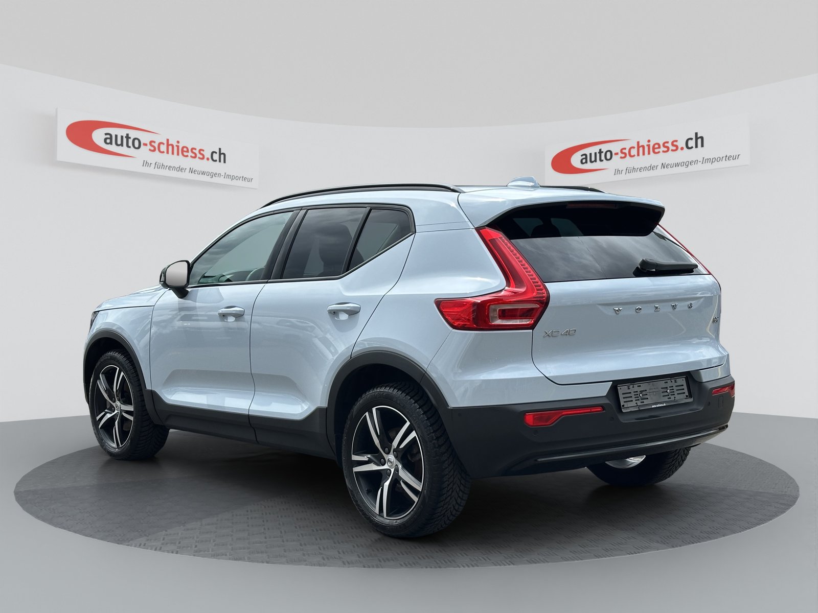 VOLVO XC40 B3 Benzin Mild Hybrid Plus Dark DCT, Hybride Léger Essence/Électricité, Occasion / Utilisé, Automatique - 3