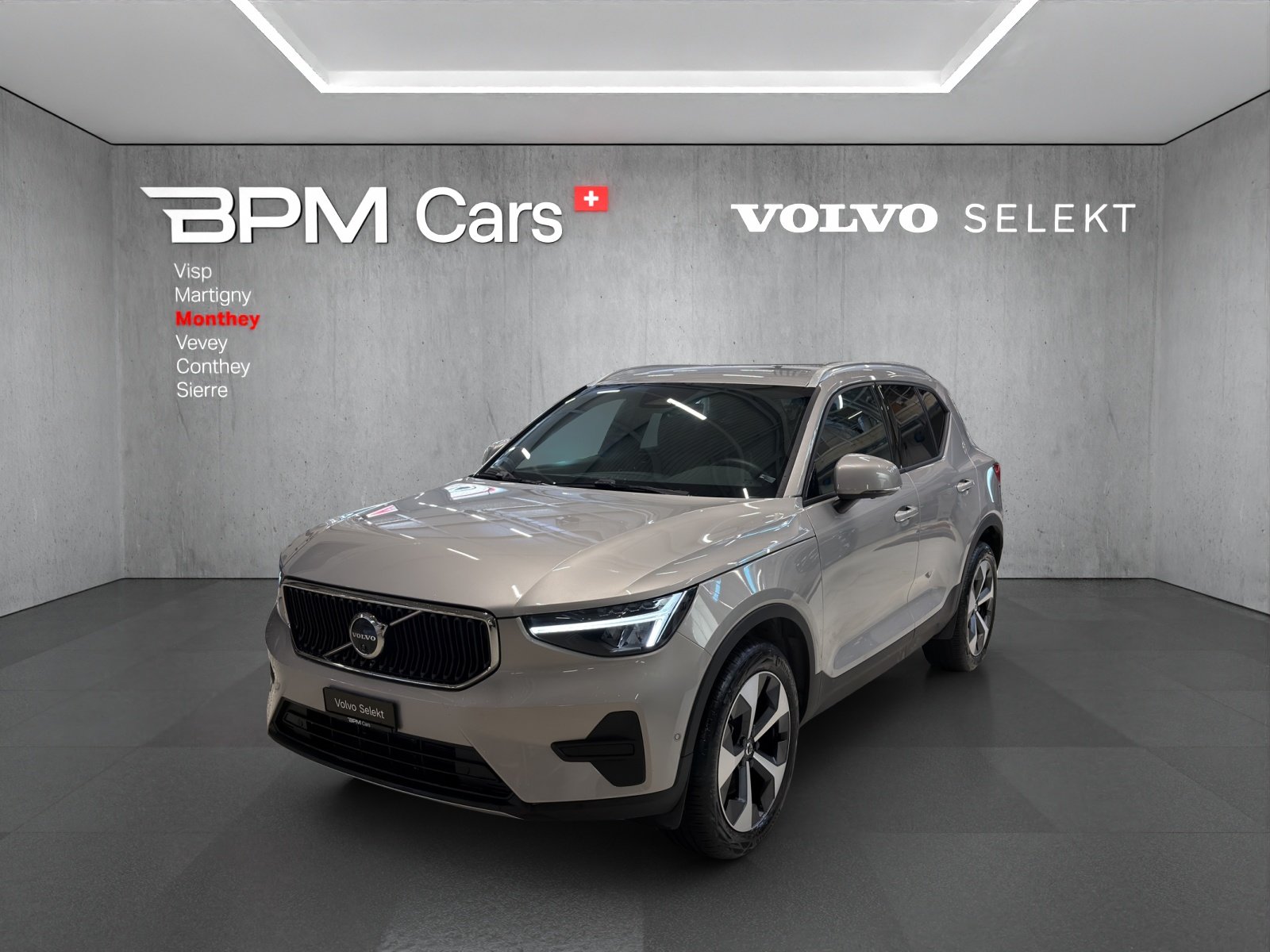 VOLVO XC40 B3 Benzin Mild Hybrid Xcite DCT